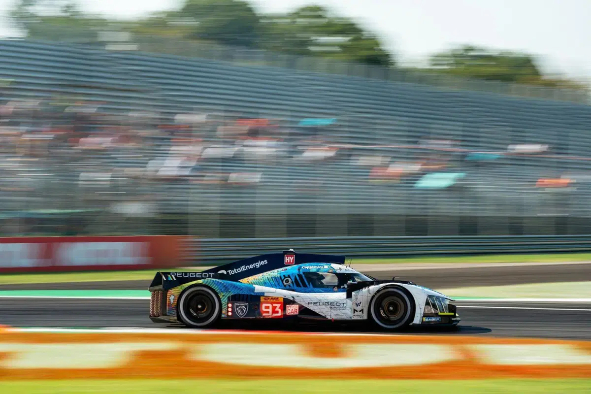 WEC: nella 6 Ore di Monza arriva il primo podio per la Peugeot 9X8 (8)