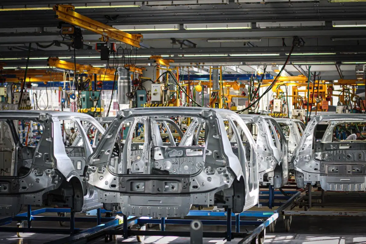 Renault R5: la produzione della nuova elettrica è iniziata  (8)