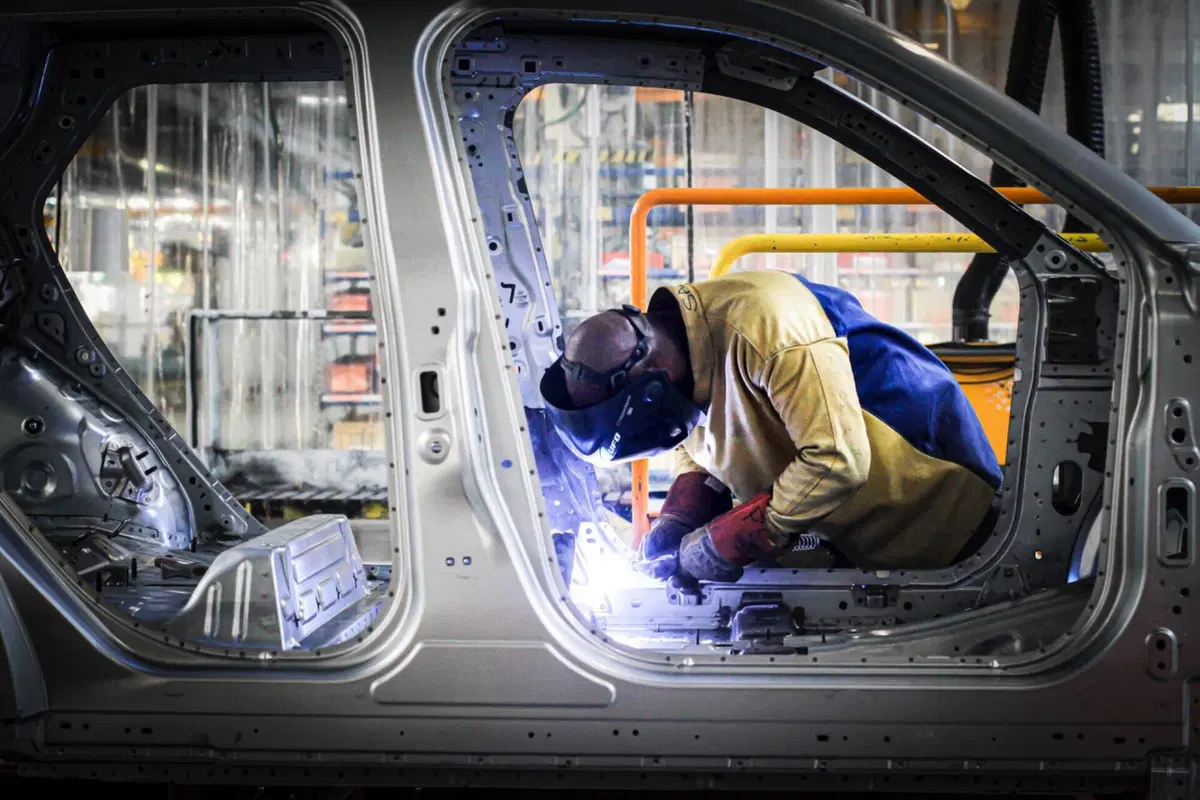 Renault R5: la produzione della nuova elettrica è iniziata  (11)