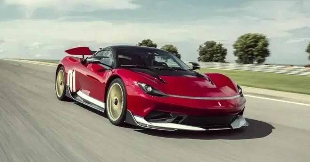 Pininfarina Battista "Nino Farina" debutta a Goodwood