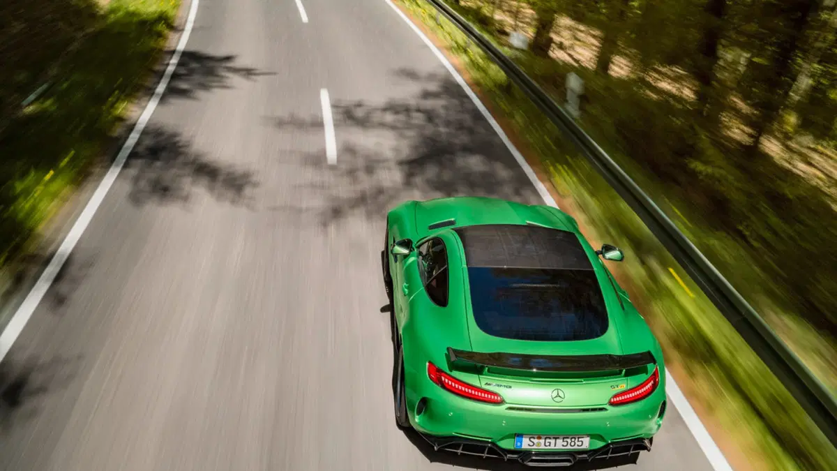 Mercedes AMG GT R, la GT da 585 CV (20)