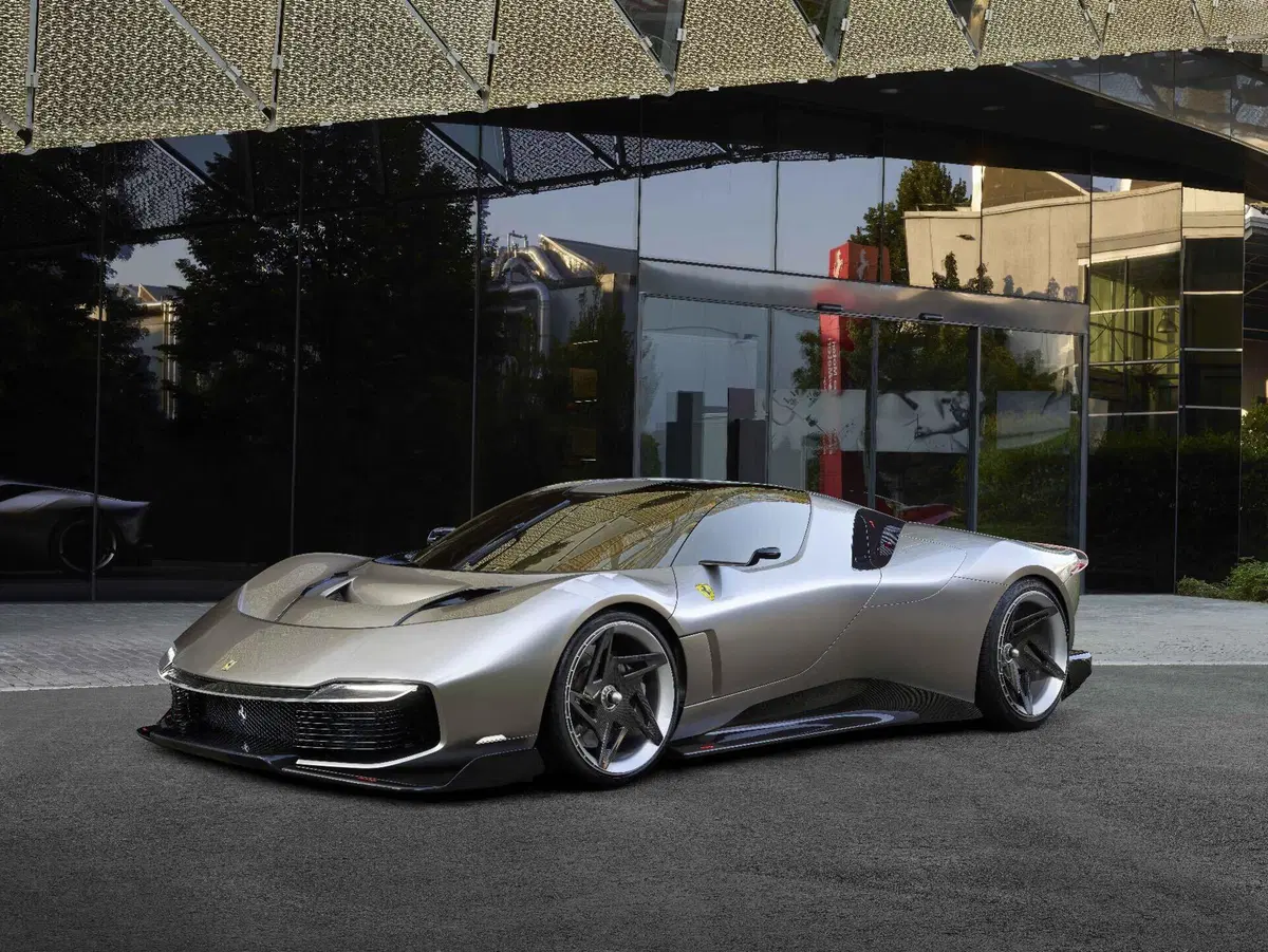 Ferrari KC23: la one-off su base 488 GT3 Evo (6)