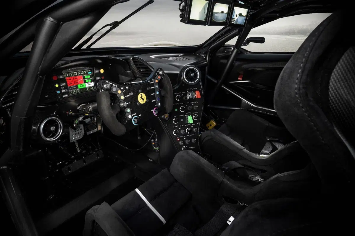 Ferrari KC23: la one-off su base 488 GT3 Evo (7)