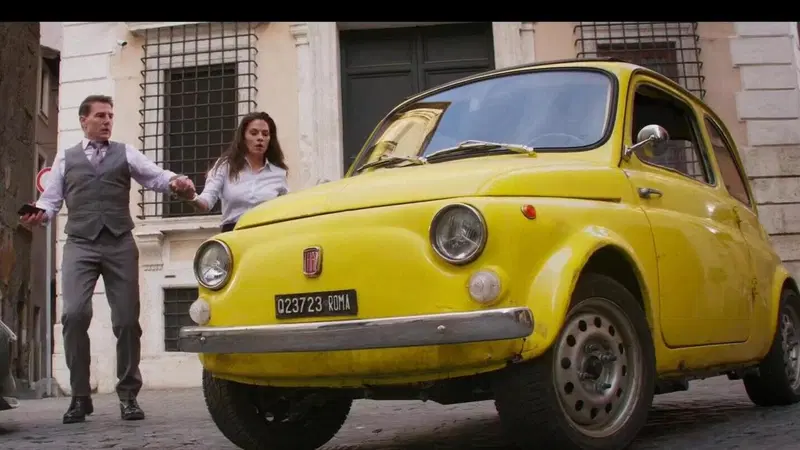 Mission Impossible Dead Reckoning al cinema: sfasciamo un po' di auto (ma grande rispetto per la 500 elettrica) [VIDEO]