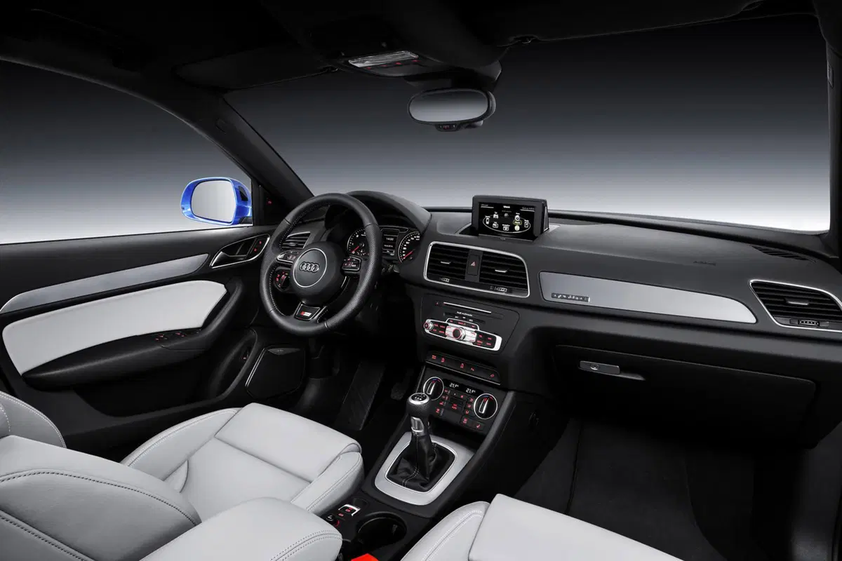 Audi Q3 2.0 TFSI quattro (6)