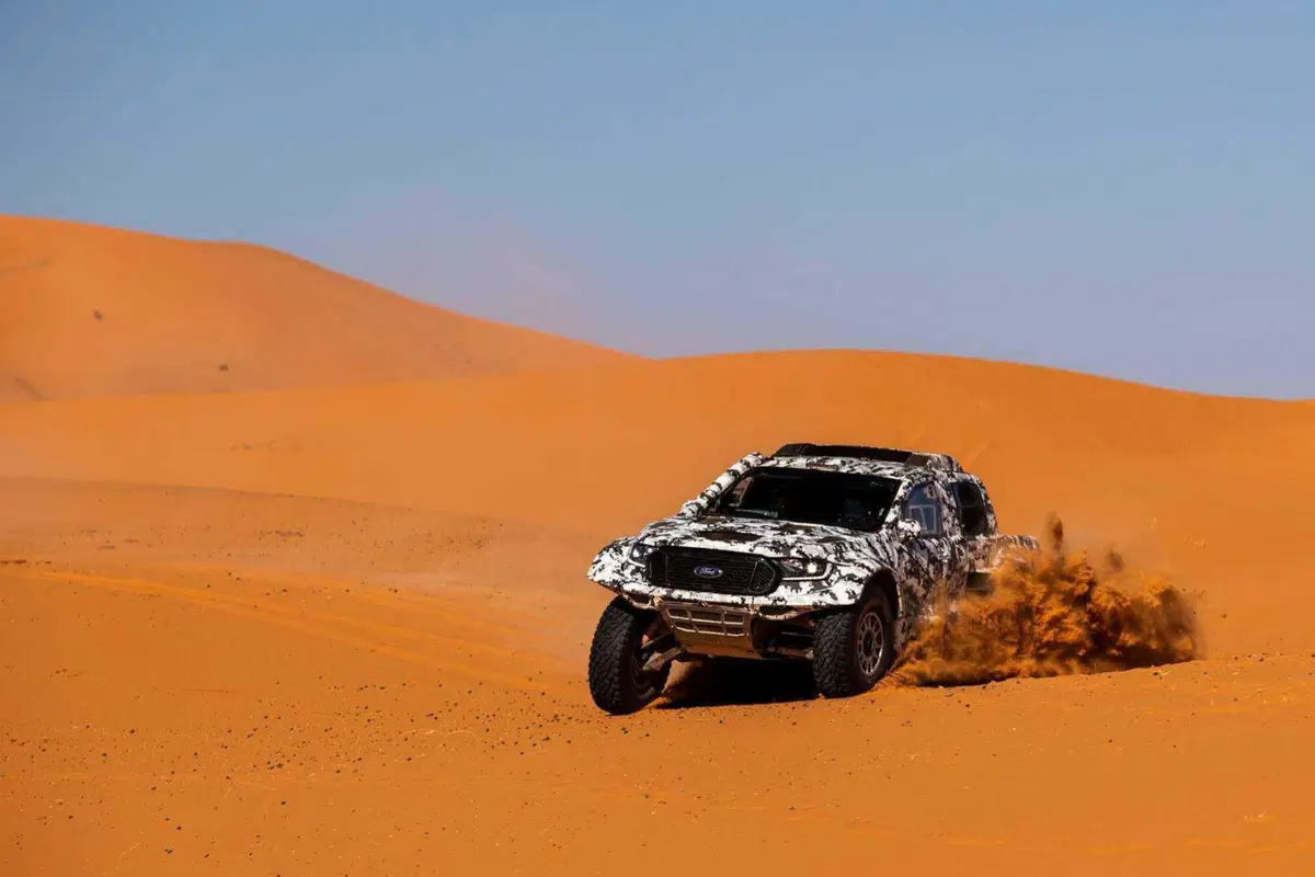 Dakar 2024. È Joan “Nani” Roma il Pilota Ford Raptor T1+ (9)