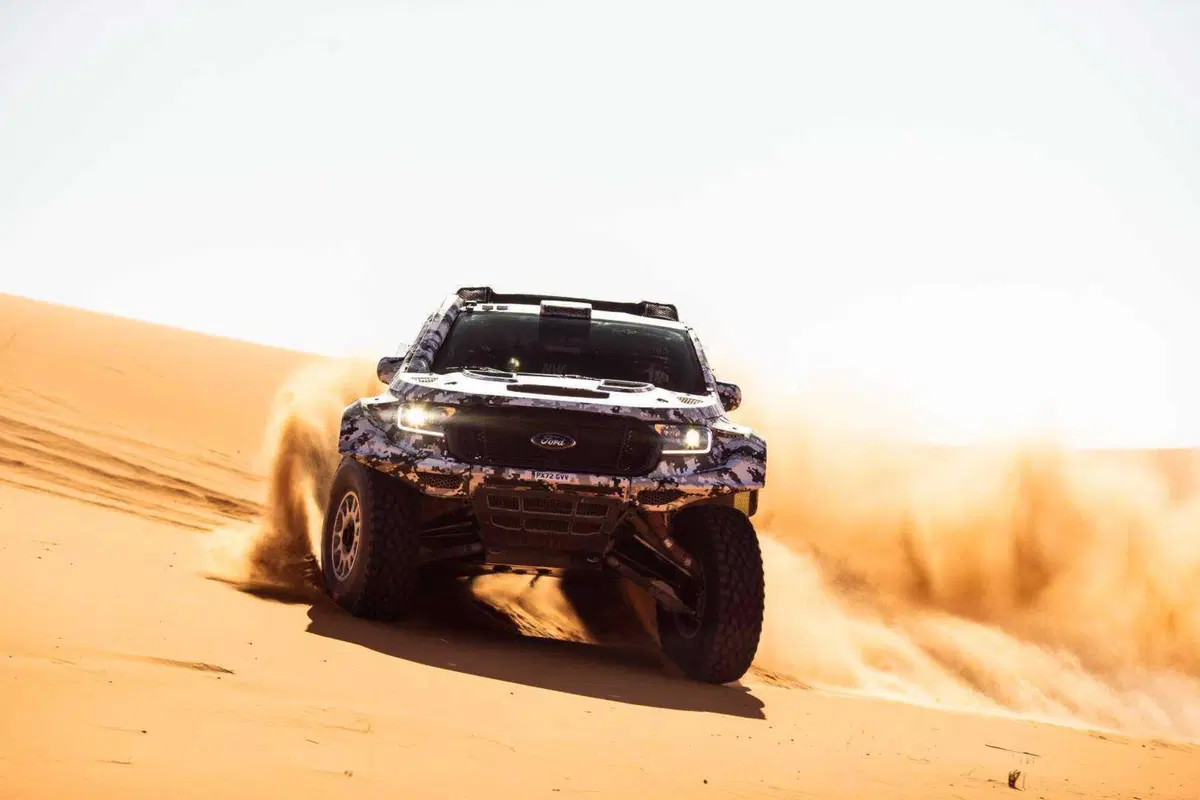 Dakar 2024. È Joan “Nani” Roma il Pilota Ford Raptor T1+ (3)