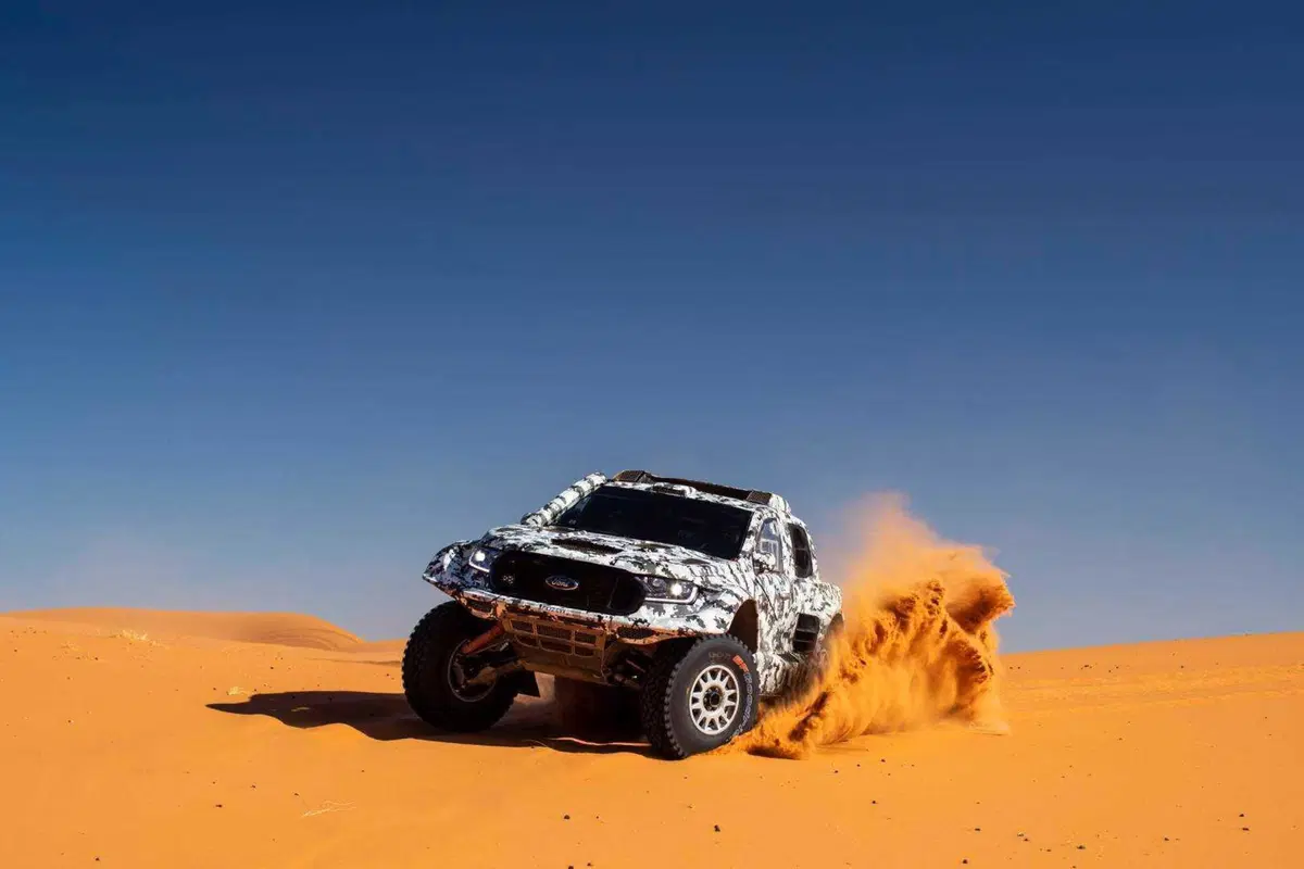 Dakar 2024. È Joan “Nani” Roma il Pilota Ford Raptor T1+ (10)