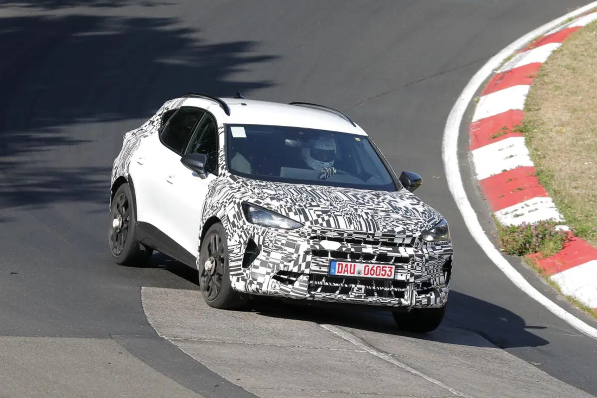Cupra Formentor: il nuovo facelift arriva nel 2024 [Foto Spia] (10)