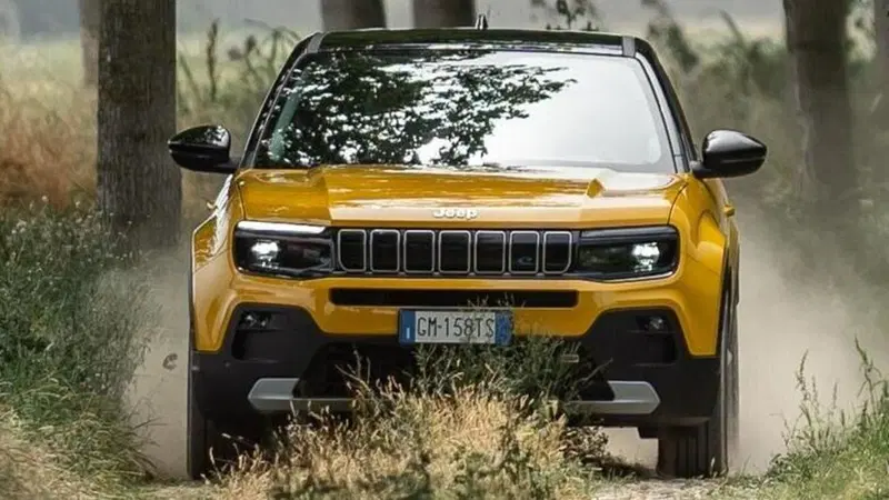 Jeep Avenger elettrica: l'avranno i Vigli del Fuoco