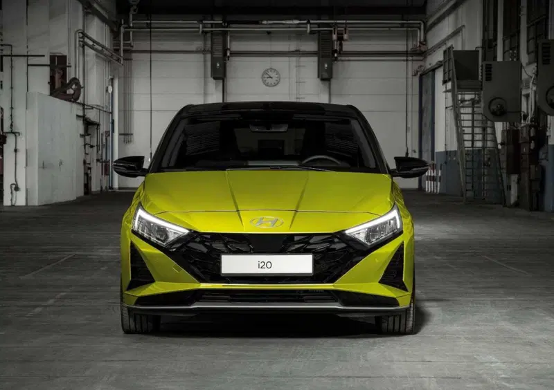 Hyundai i20 (2020-->>) (6)