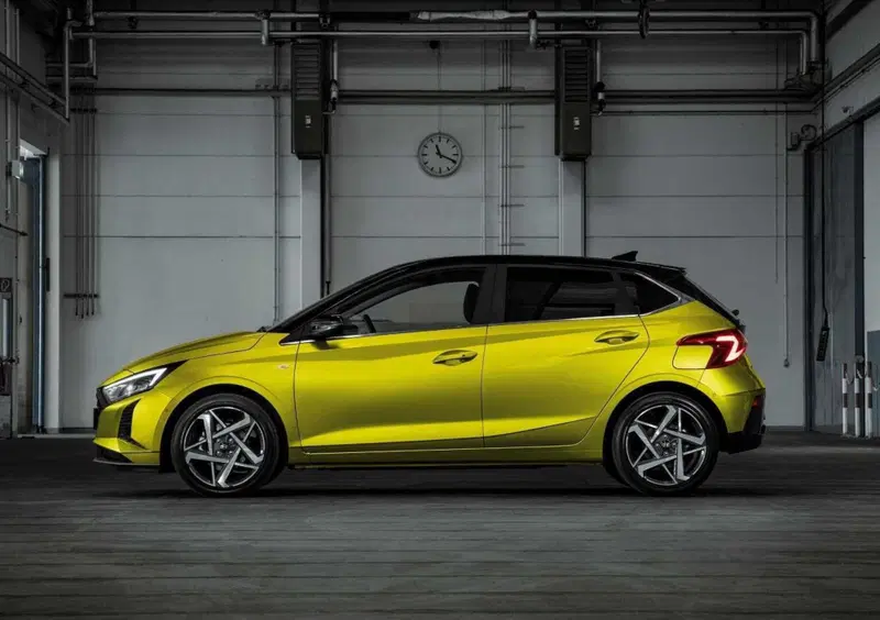 Hyundai i20 (2020-->>) (2)