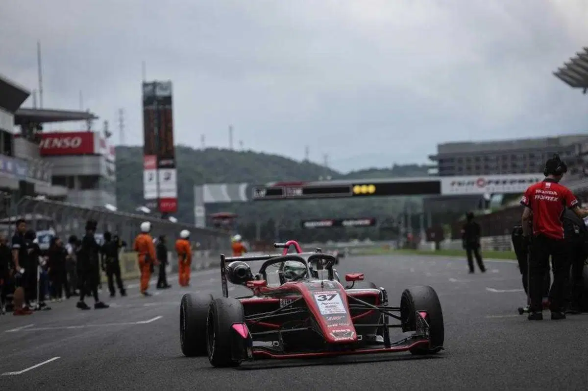 Superformula Light. Enzo Trulli: Bis al Fuji in gara 3 dalla pole alla vittoria e giro veloce (14)