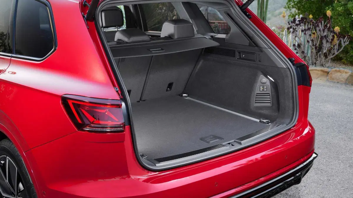 Volkswagen Touareg 3.0 V6 TDI SCR Elegance (12)