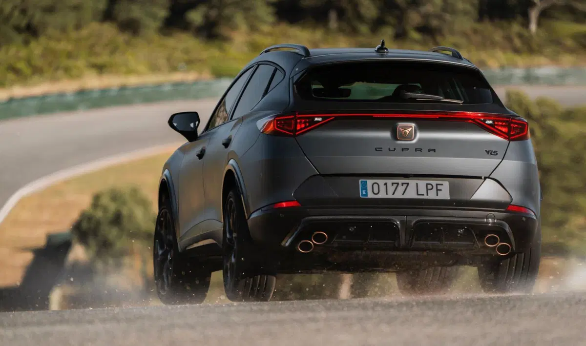 Cupra Formentor: motorizzazioni, allestimenti, optional e prezzi. Guida all’acquisto (23)