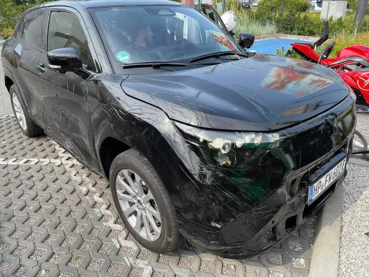 Suzuki eVX: primo avvistamento del veicolo [FOTO SPIA]