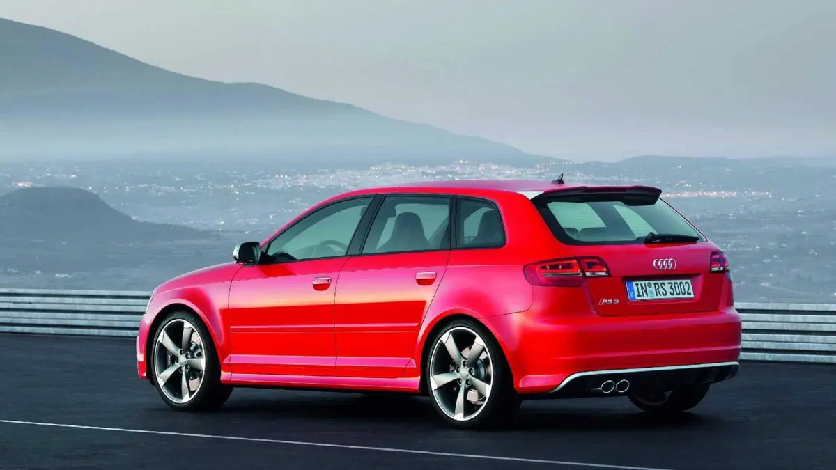 Audi RS 3 Sportback (2010-13) (2)