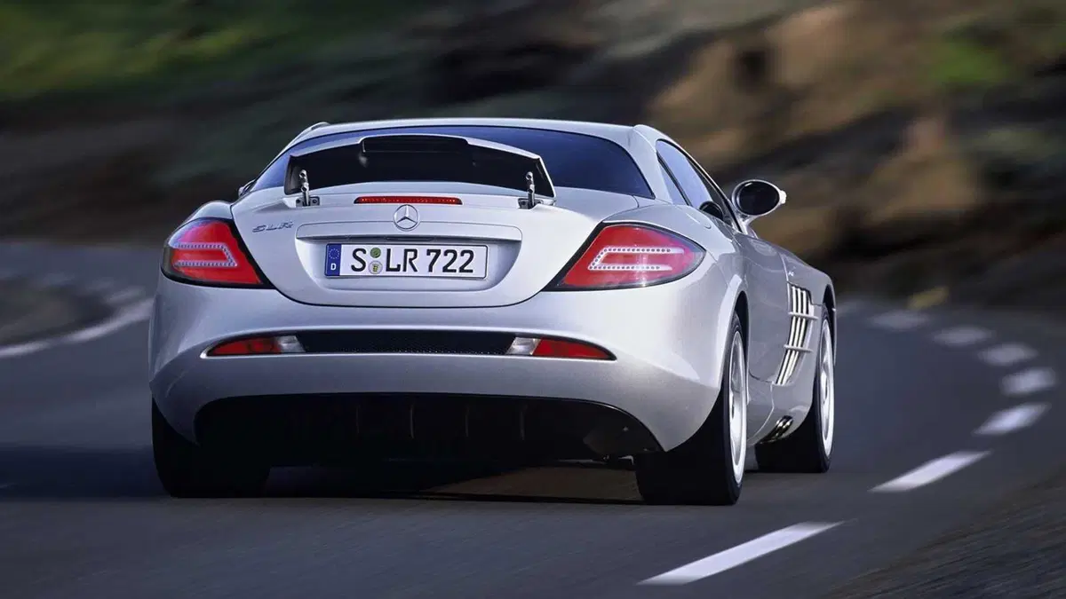 Mercedes-Benz SLR (2004-10) (2)