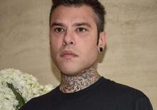 Fedez chiama la Polizia: il parcheggiatore abusivo denunciato 