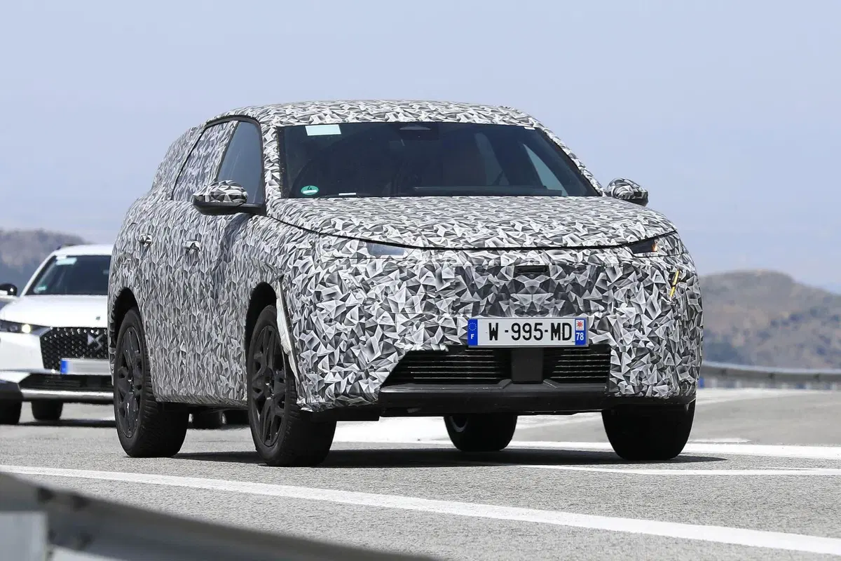 Nuova Peugeot 3008 in arrivo, eccola in collaudo [FOTO SPIA] (18)