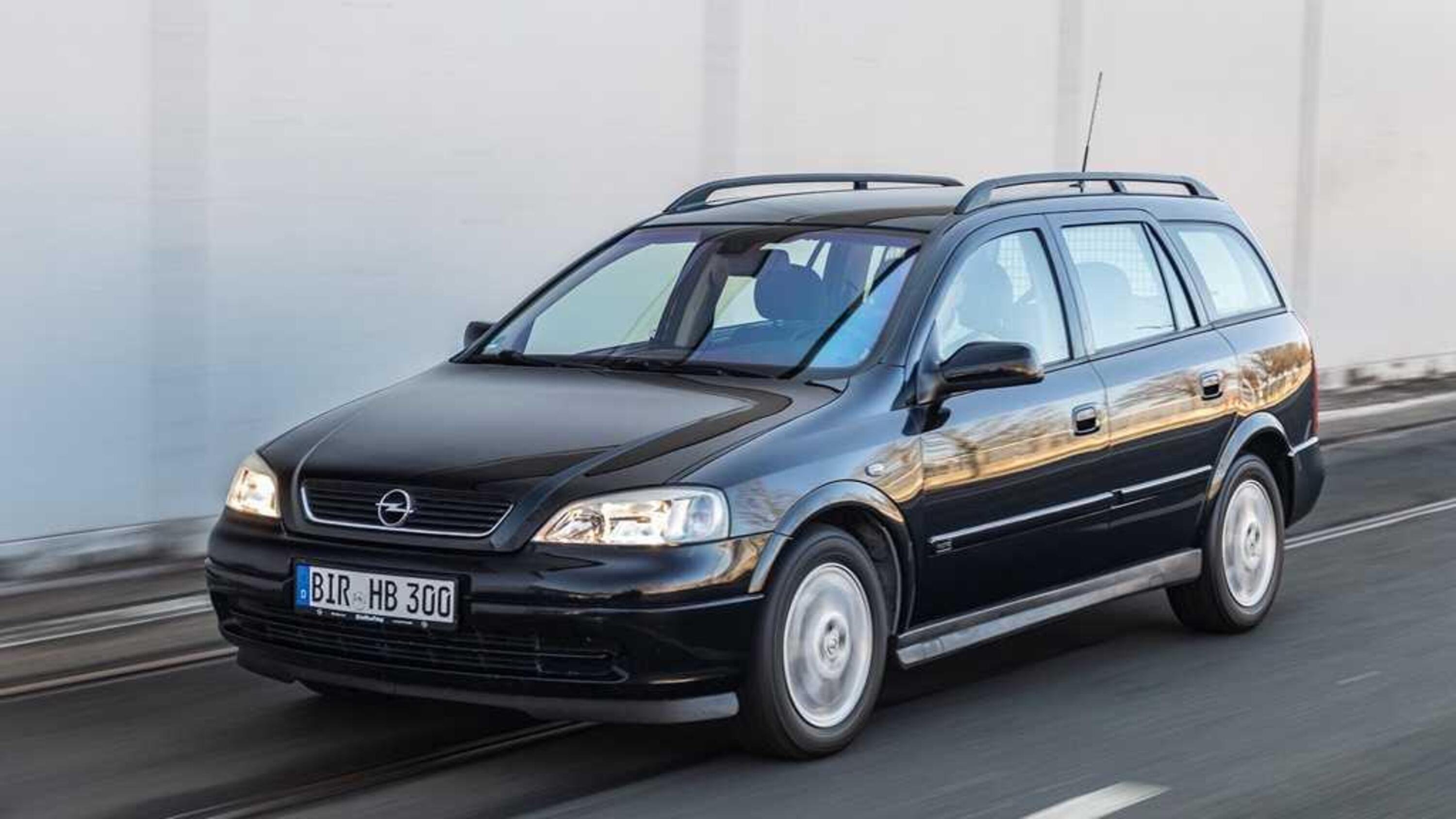 Opel Astra Station Wagon 2.0 16V DI cat Station Wagon 3 porte aut. Van