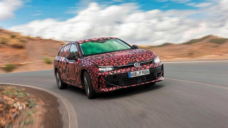 Volkswagen Passat 2024: la station wagon che non passa mai di moda