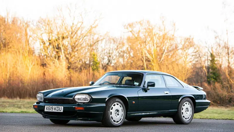 Jaguar XJR-S (1990-93)