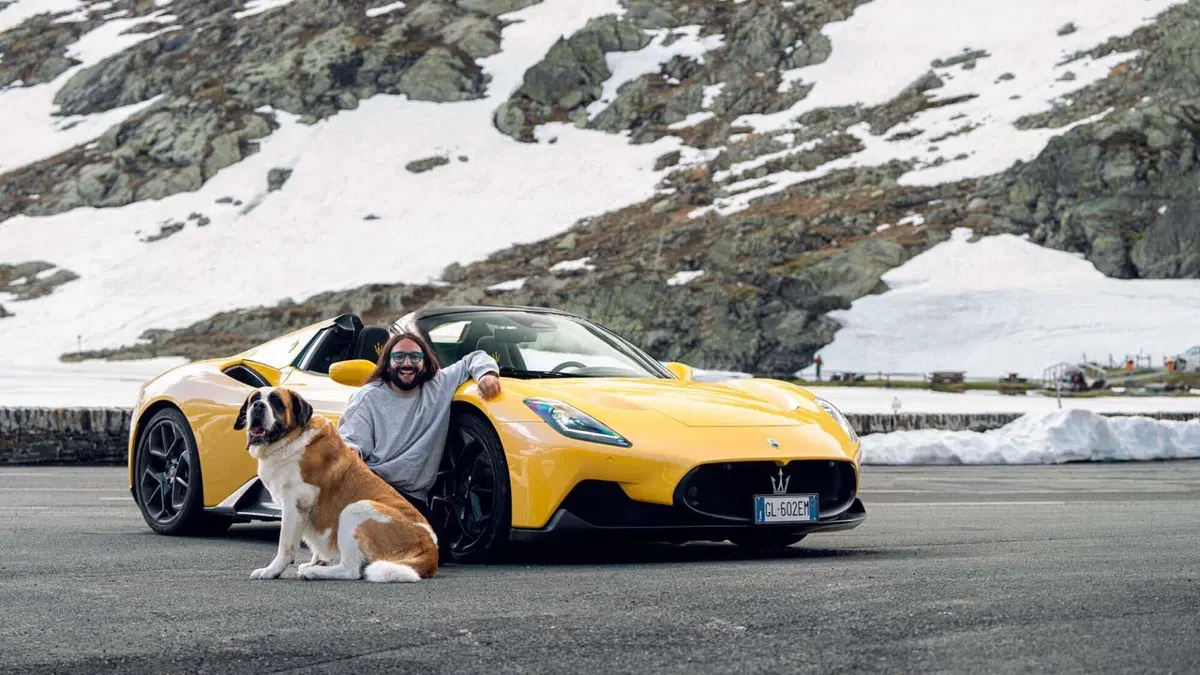 La storia della strada più bella d'Italia | Il Gran San Bernardo con Maserati MC20 [Video] (27)