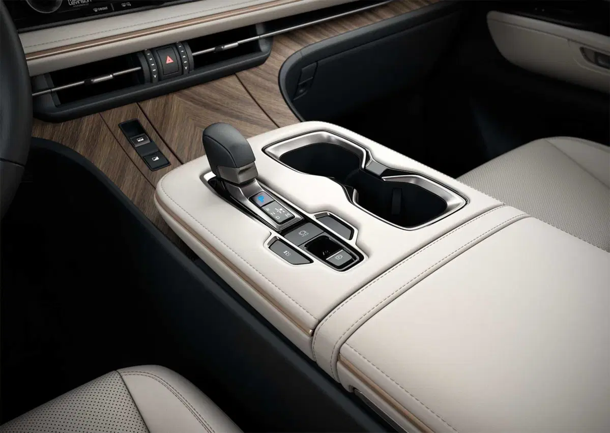 Lexus LM: lusso alla grande (in tutti i sensi) (14)