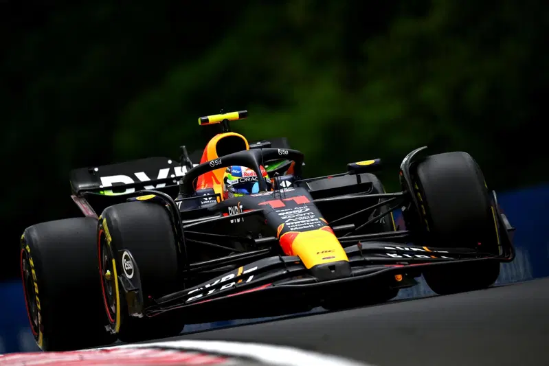 Sergio Perez &egrave; finito a muro nelle FP1 del GP d'Ungheria 2023