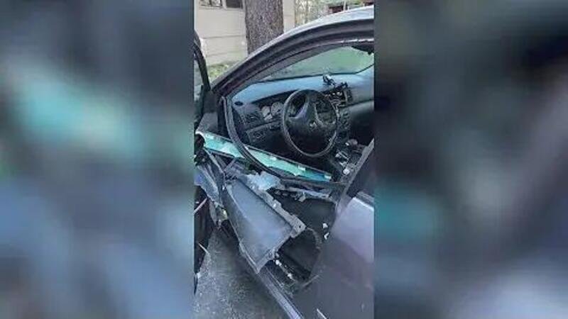 Non sai mai chi pu&ograve; entrare nella tua auto: interni devastati [VIDEO]