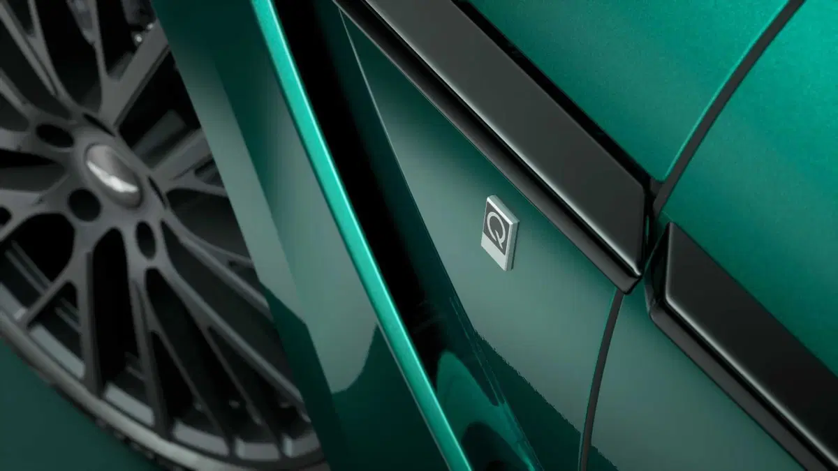 Aston Martin DBX DBX707 AMR23 Edition with Q Highlights (8)