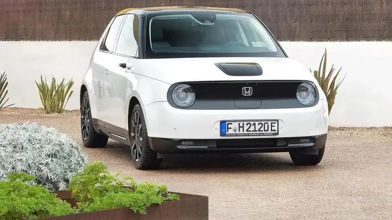 Honda "e" non avr&agrave; un'erede, si passa ai suv elettrici