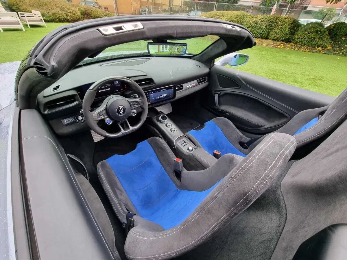 Alcantara al Goodwood Festival of Speed 2023: protagonista nei tessuti (3)