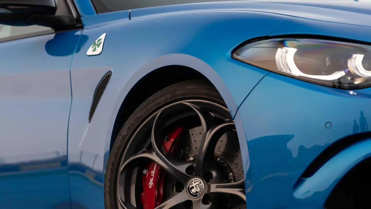 Alfa Romeo Giulia 2.9 T V6 AT8 Quadrifoglio (13)