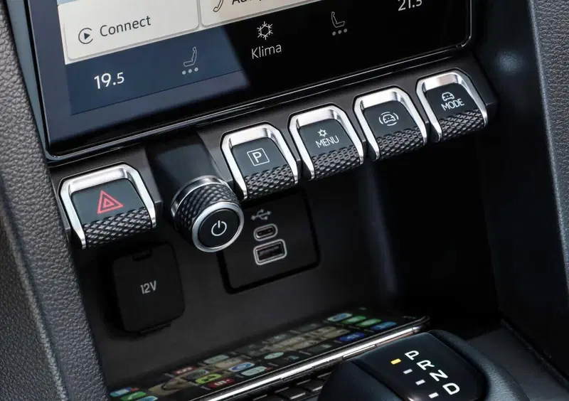 Volkswagen Veicoli Commerciali Amarok (2023-23) (15)