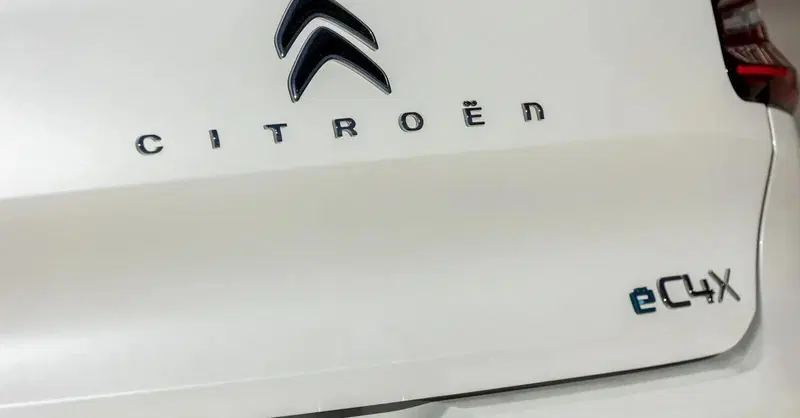 App per la ricarica: Citroen lancia e-ROUTES, ma sar&agrave; a pagamento