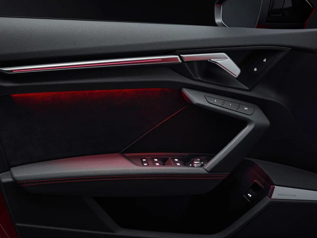 Audi RS 3: motorizzazioni, allestimenti, optional e prezzi. Guida all’acquisto (10)