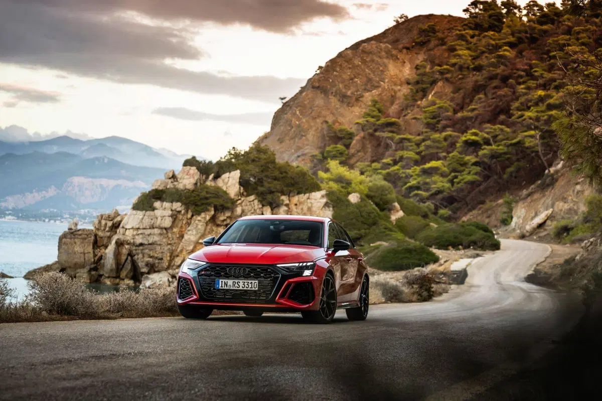 Audi RS 3: motorizzazioni, allestimenti, optional e prezzi. Guida all’acquisto (15)