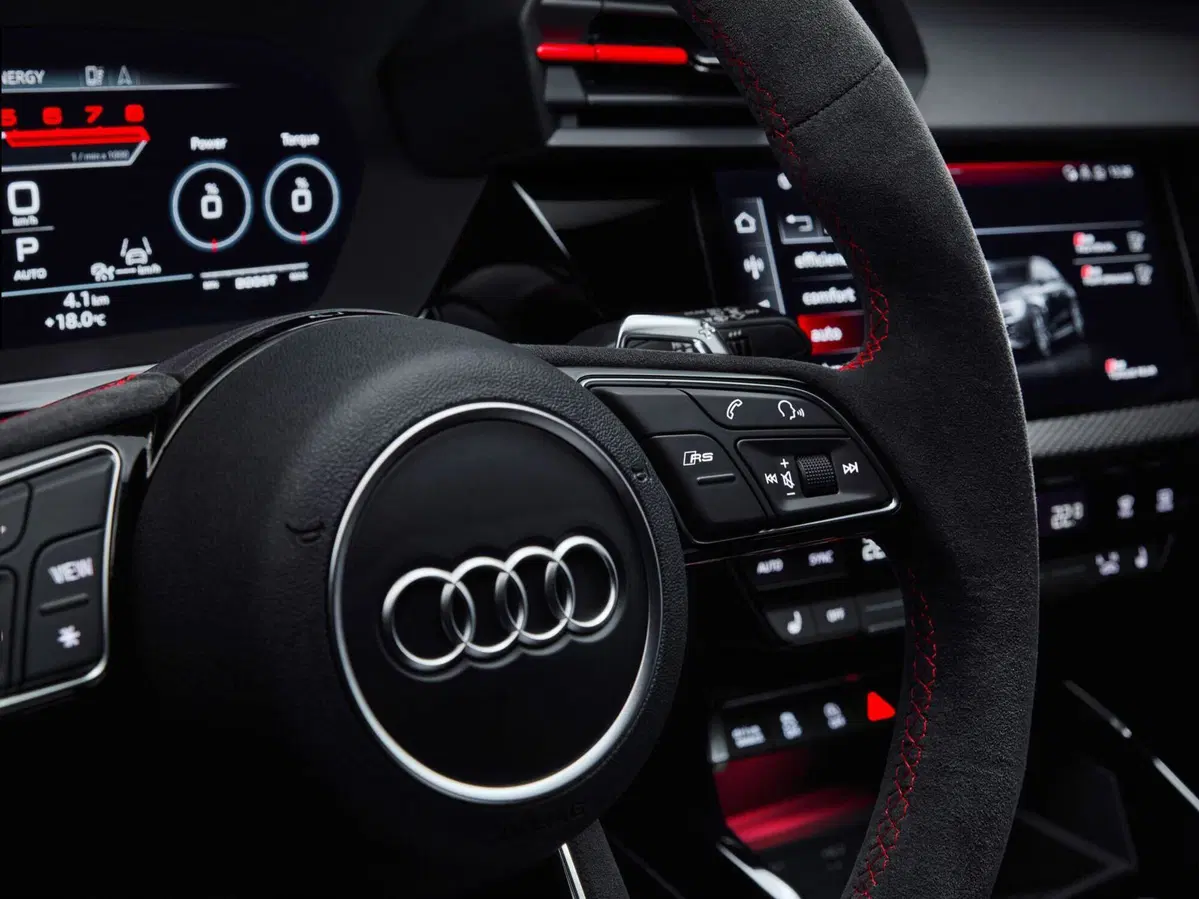 Audi RS3: motorizzazioni, allestimenti, optional e prezzi. Guida all’acquisto (6)