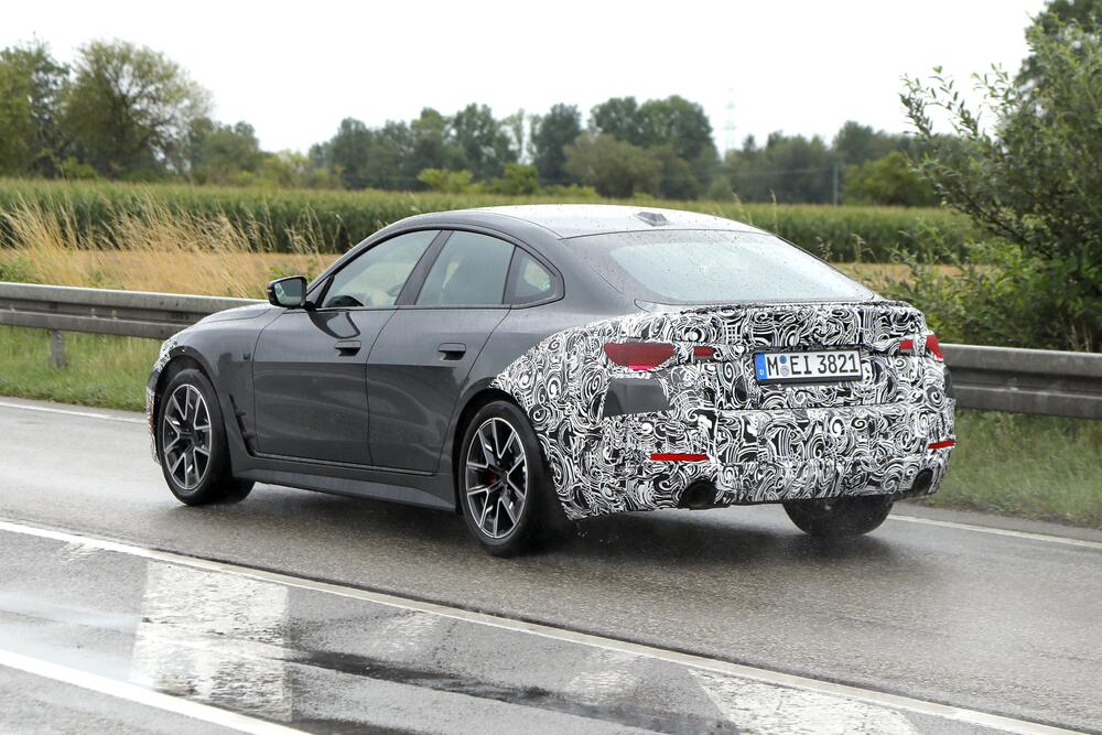 BMW Serie 4 Gran Coupé, ecco le foto spia del nuovo Facelift 2024