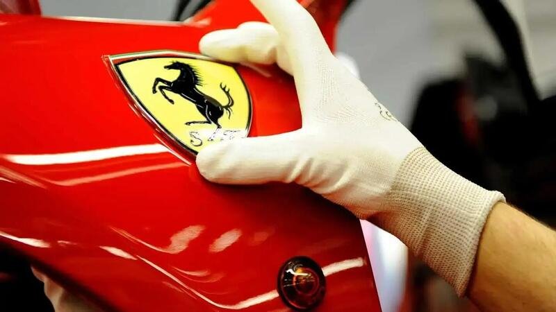 Ferrari: l&#039;elettrica a ottobre - novembre 2025, previsioni 2023 al top