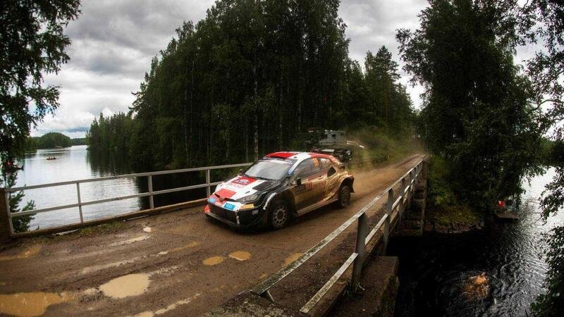 WRC23. Rally Finlandia D1. Rovanpera Out, Salgono Evans e Neuville