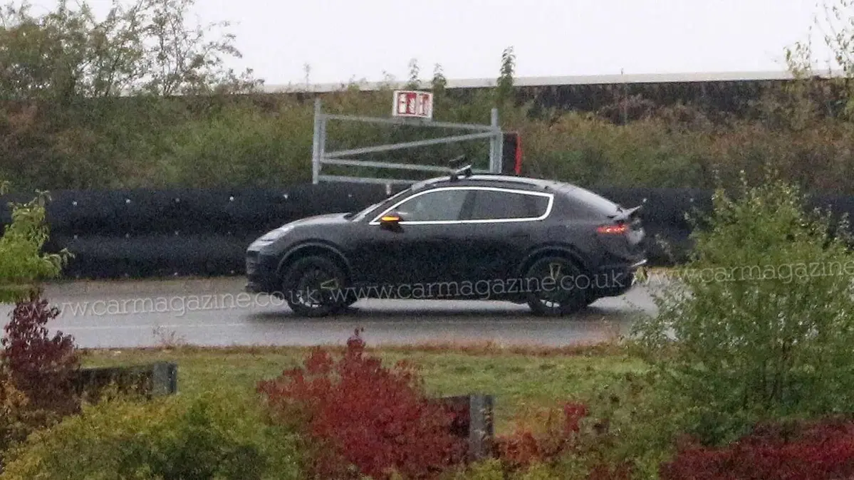 Porsche Macan Elettrica: eccola senza camuffamento [Foto Spia] (8)