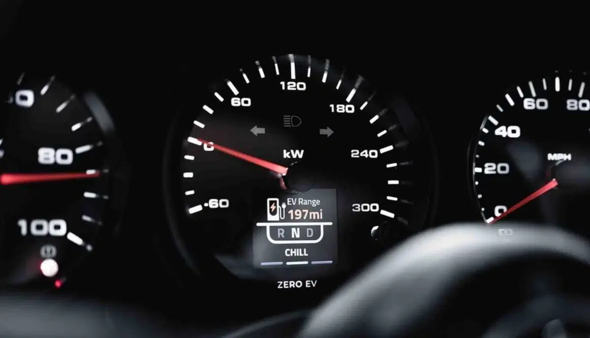 Porsche+Tesla: la 911 Blackbird di Sacrilege Motors va a batterie  (7)