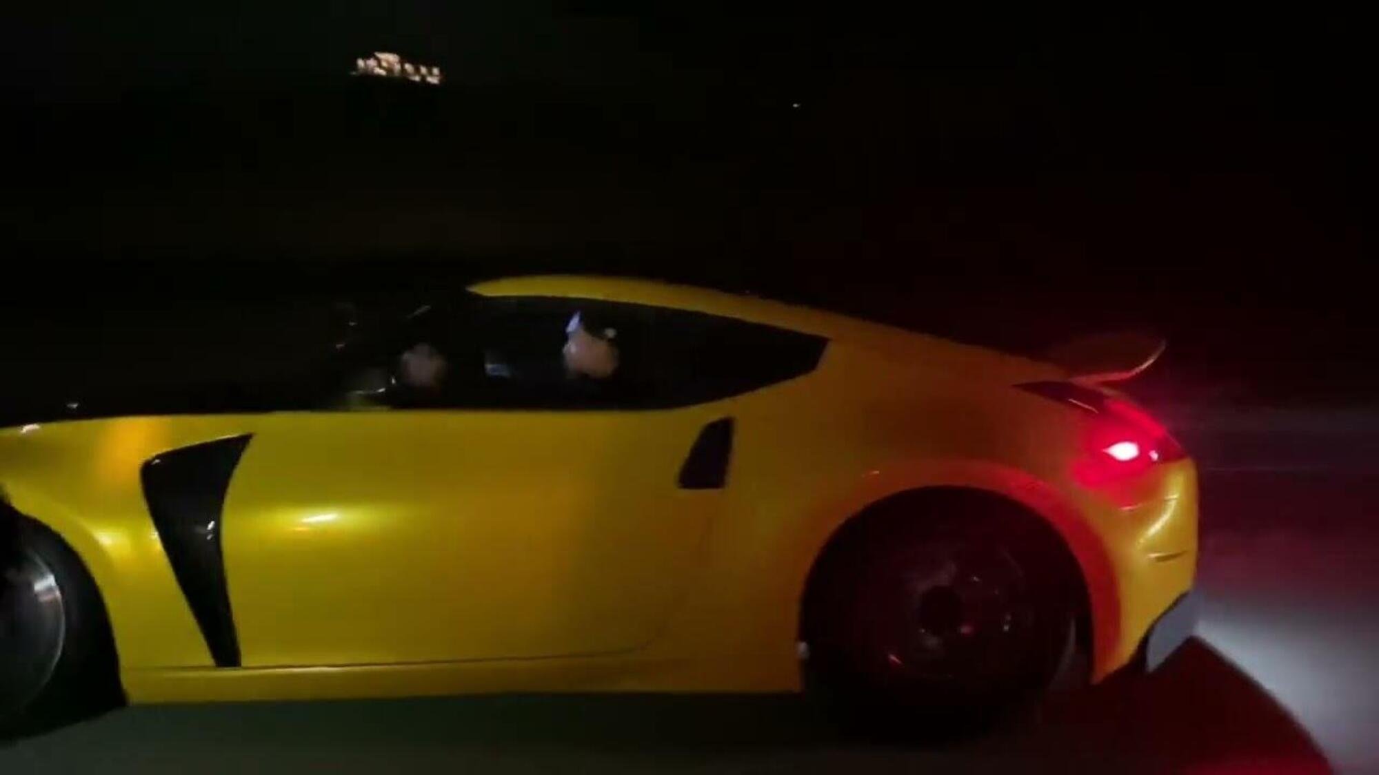 Ingarellarsi con una Tesla Model S Plaid... e pentirsi amaramente [VIDEO]