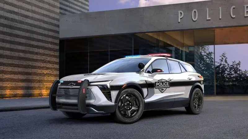 Chevrolet Blazer elettrico per la Polizia americana: ecco com'&egrave; fatto dentro [VIDEO]