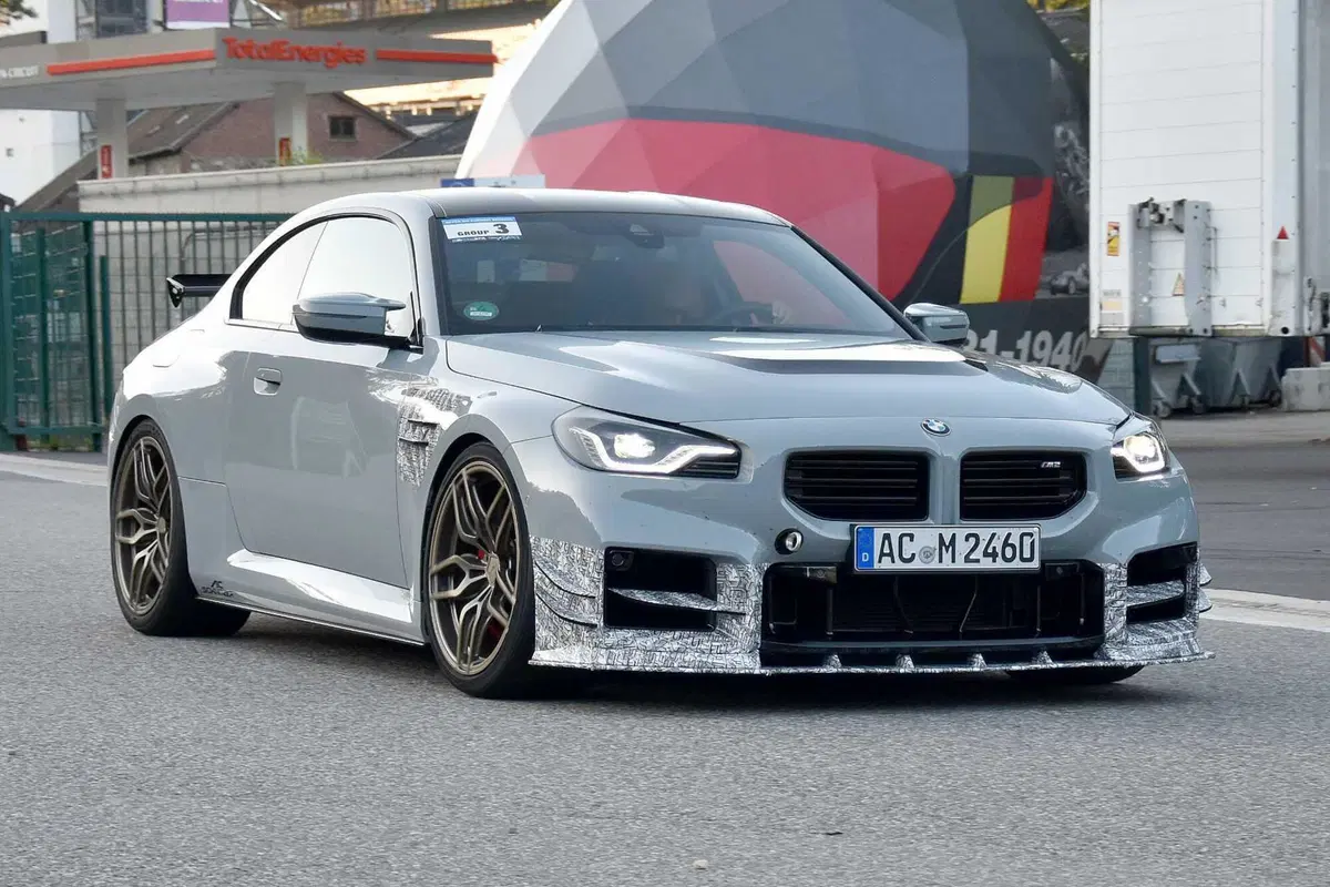 BMW M2, ora ci mette mano lo specialista AC Schnitzer [Foto Spia] (3)