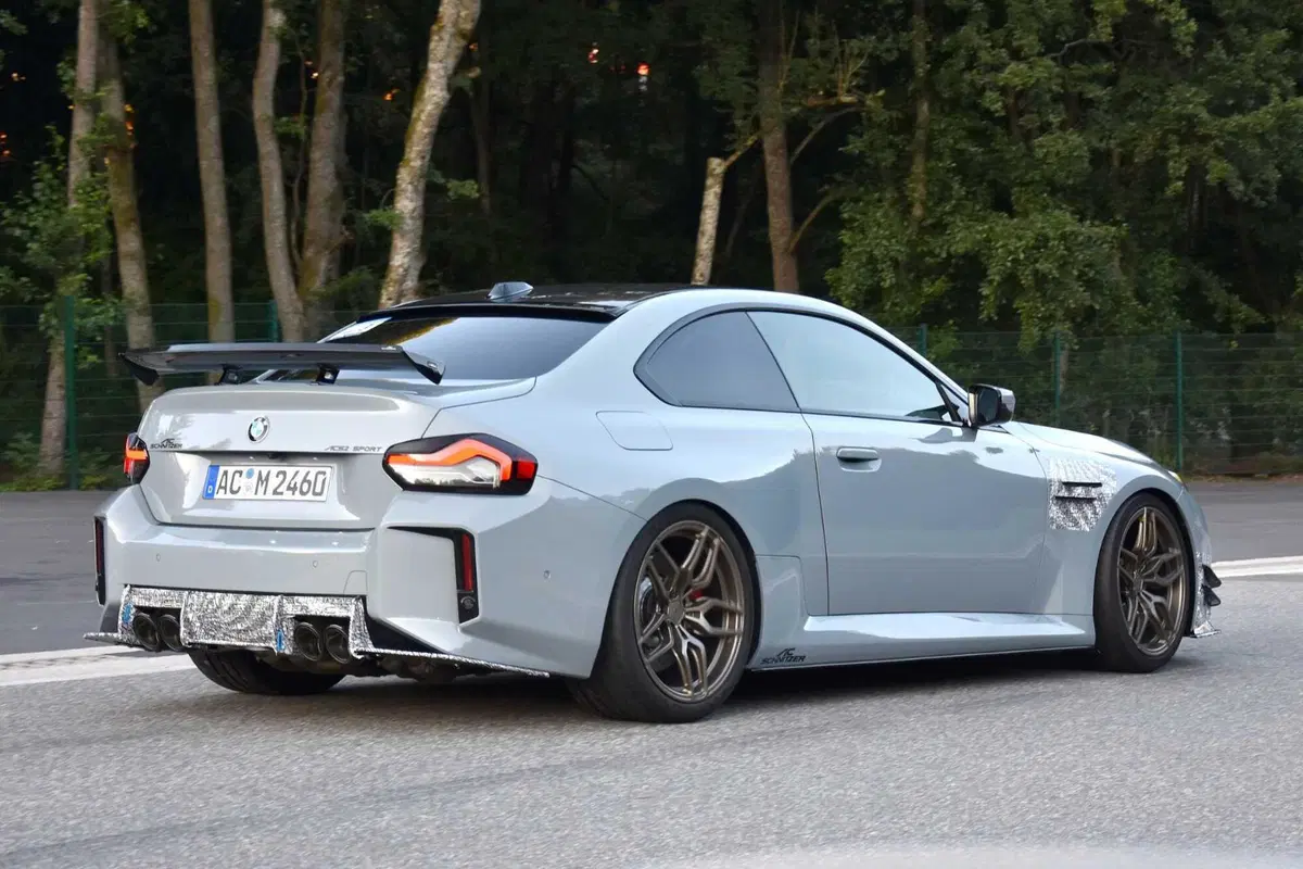 BMW M2, ora ci mette mano lo specialista AC Schnitzer [Foto Spia] (6)