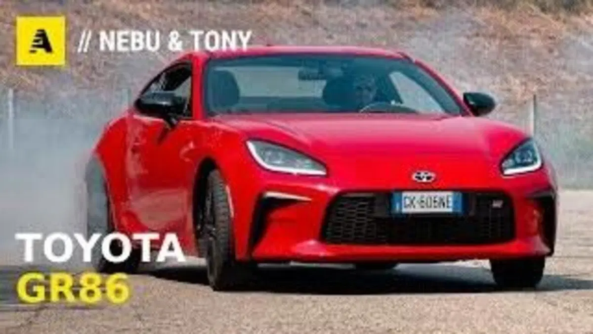 Toyota GR86: l'auto definitiva, attenti a quei due [VIDEO]